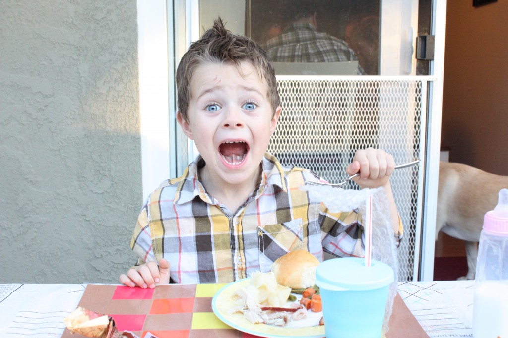 kids, funny pictures, friday photo wrap up, temecula wine country, thanksgiving, zoomars, kids activities, orange county, inland empire, corn box, babies