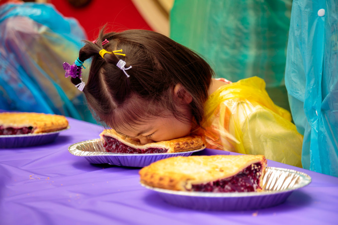 Girl Pie Eating Contest Knott's Boysenberry Festival